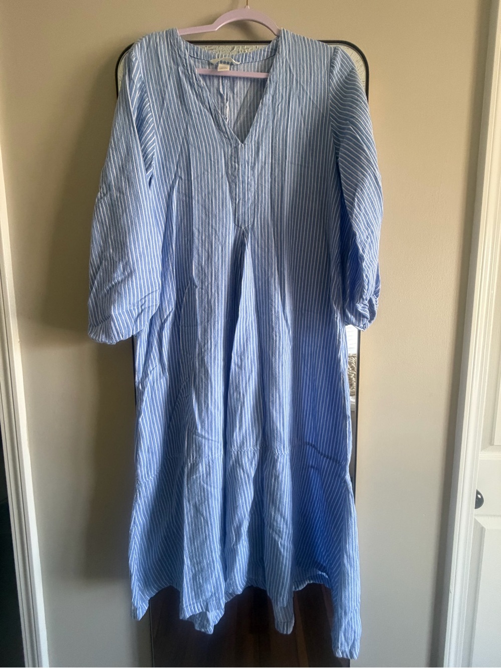 H&M Light Blue Striped Long Sleeve V-Neck Shirt Dress